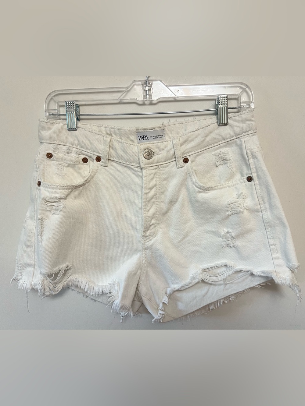 ZARA Distressed Denim Mini Shorts White Frayed Hem High Rise Size US 6 / EUR 38
